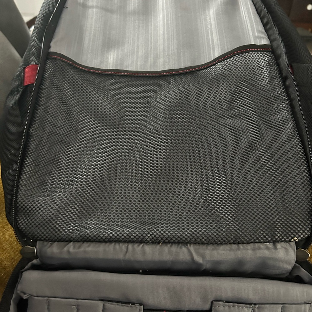 Backpack by Samsonite - Picture 9 of 12
